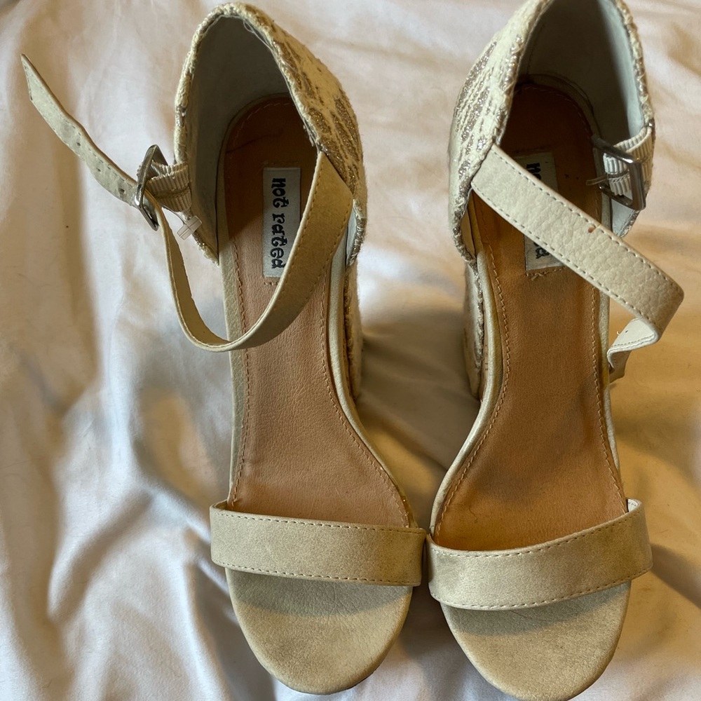 Not rated size 7 high wedges